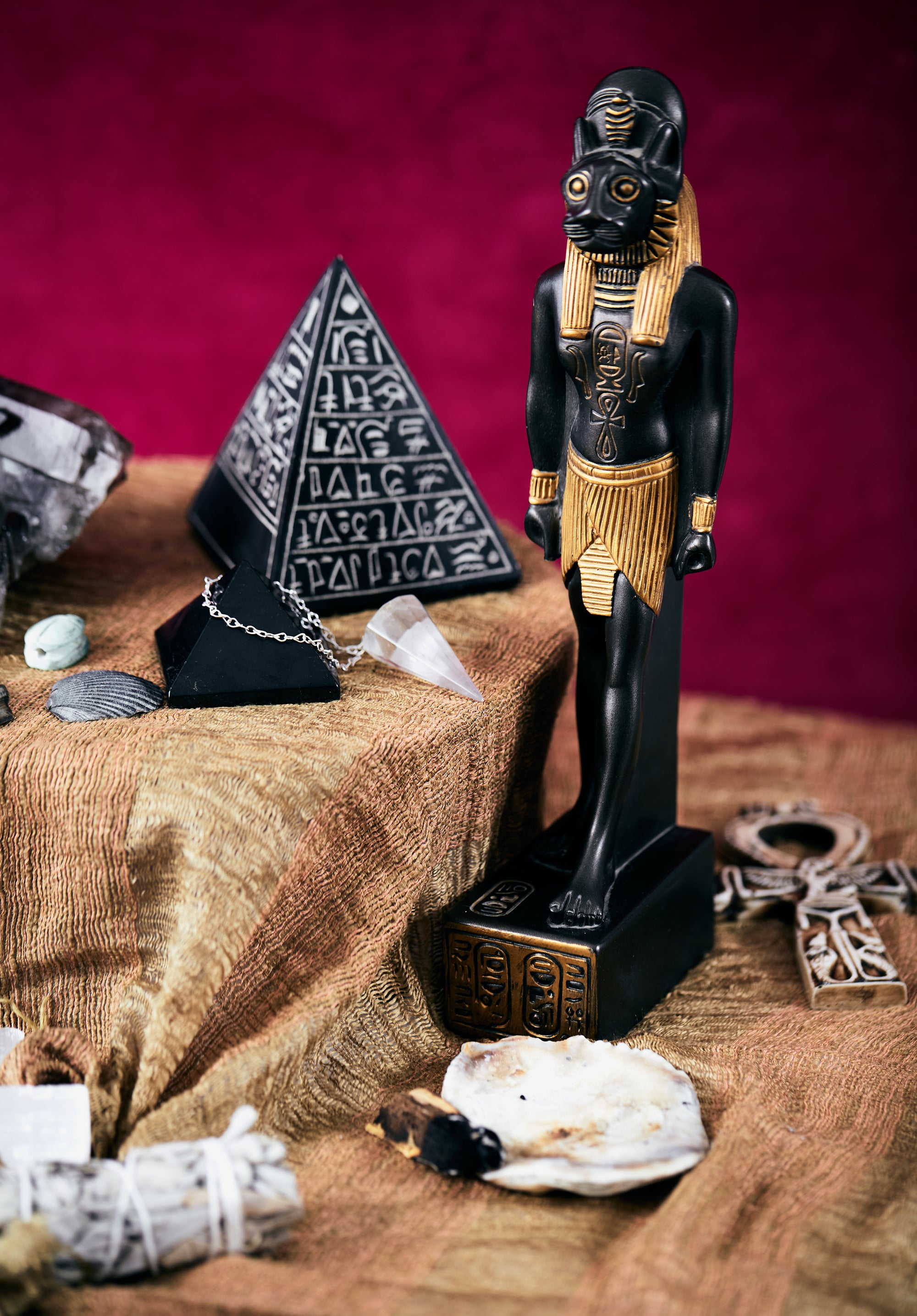 Pyramid, Etched